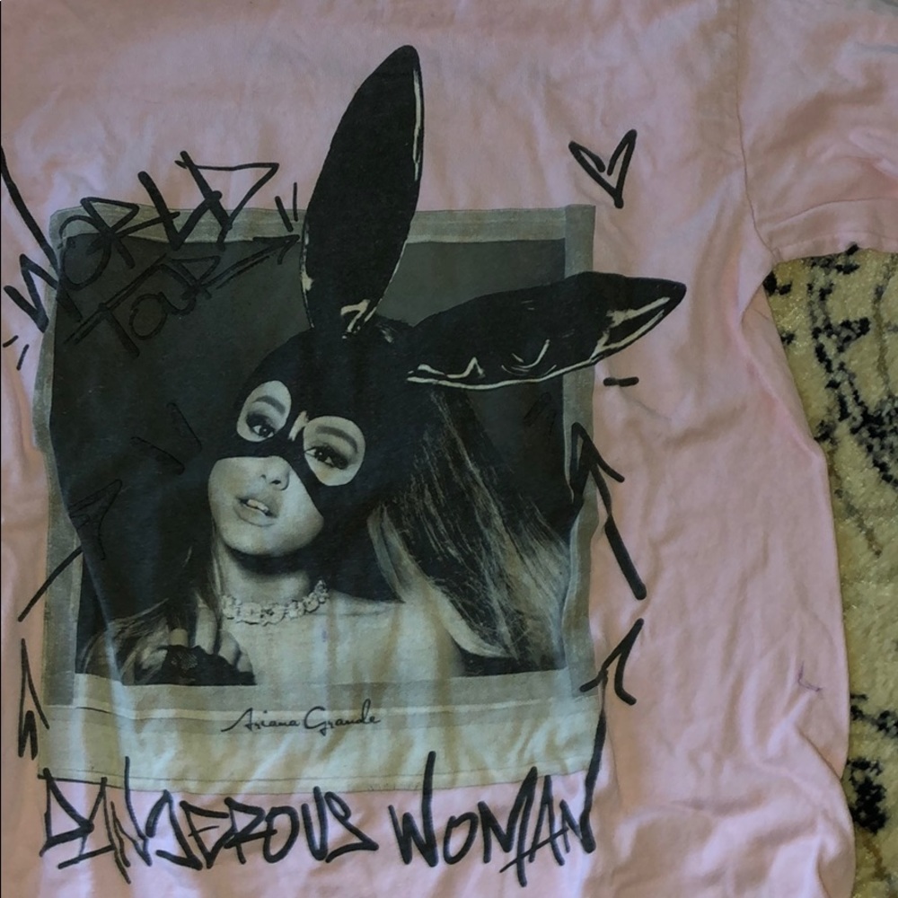 Ariana Grande Dangerous Woman Tour T-Shirt